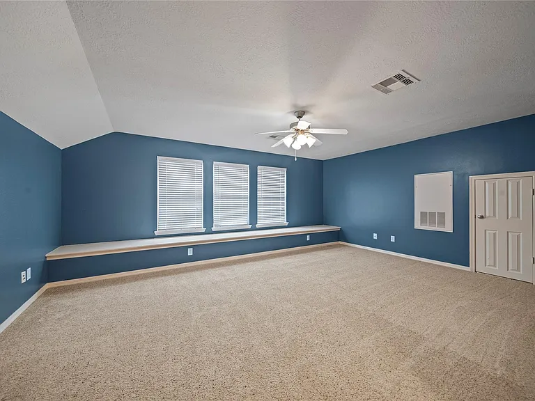 14443 Basalt Ln — Photo 32