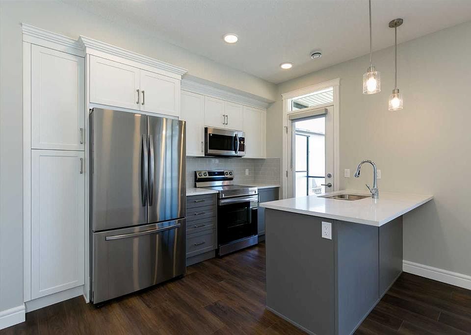 1st image of 414 N Seton Psge SE #207