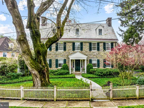 7600 Pine Rd, Wyndmoor, PA 19038