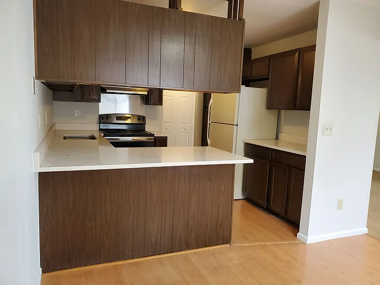 11891 Monroe Way — Photo 2
