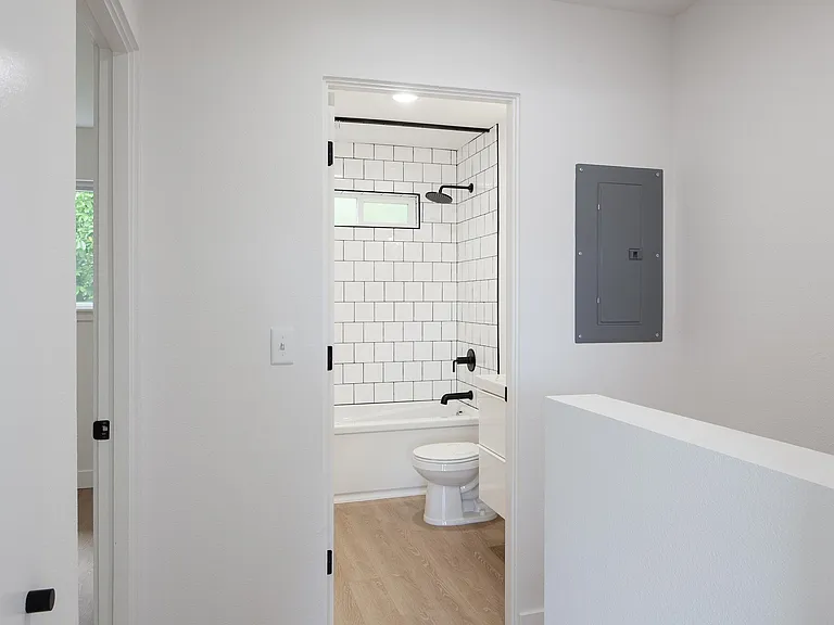 3132 SW Marigold St — Photo 32