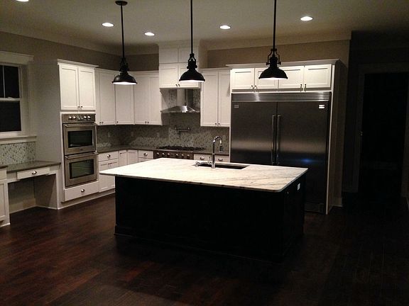 3rd image of 1674 Saint Lawrence Dr