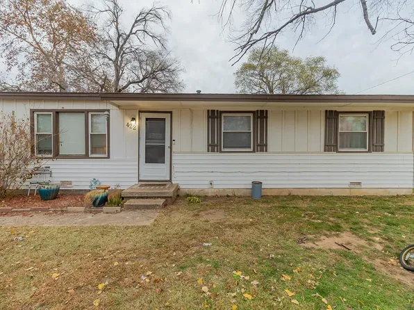 422 W 7th St, Haysville, KS 67060