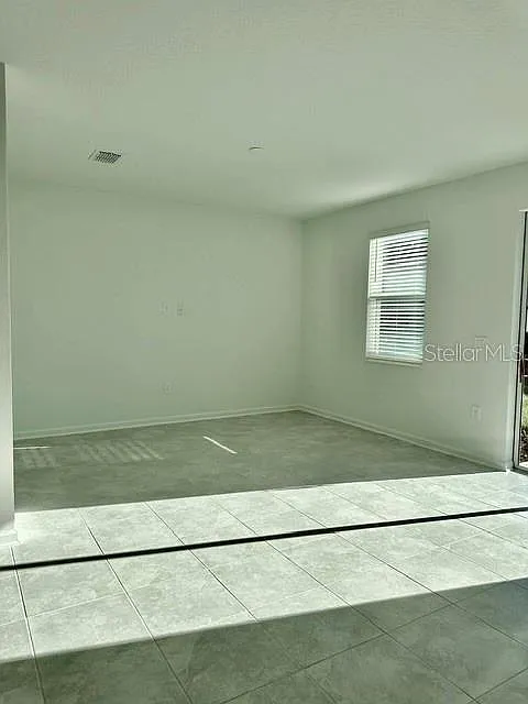 3 bed, 2.5 bath, 1834 sqft, $2,350 — Photo 4