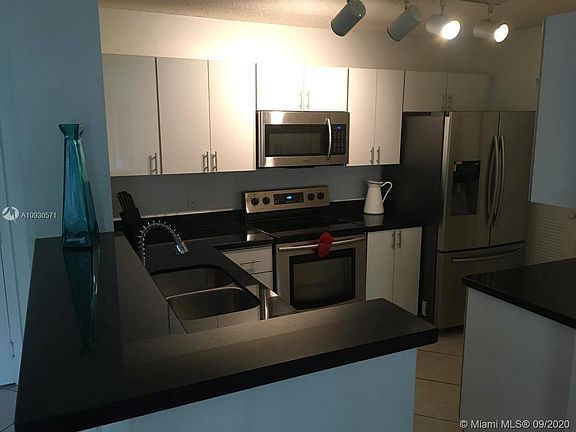 2nd image of 19801 E Country Club Dr APT 303