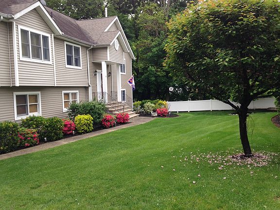 5th image of 15 Pioneer Ave