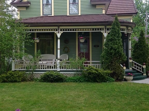 2nd image of 218 Church St