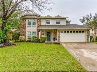 8009 Katie Ln, Watauga, TX 76148