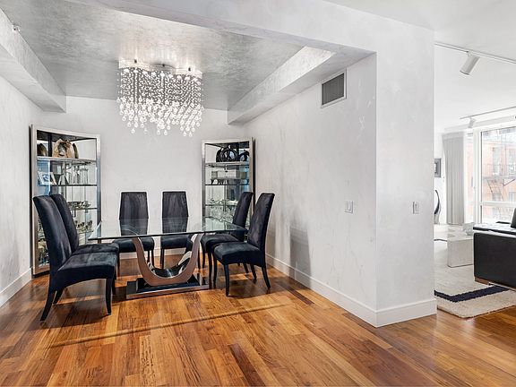 4th image of 250 E 53rd St APT 507