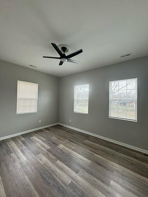 1st image of 120 Jefferson St