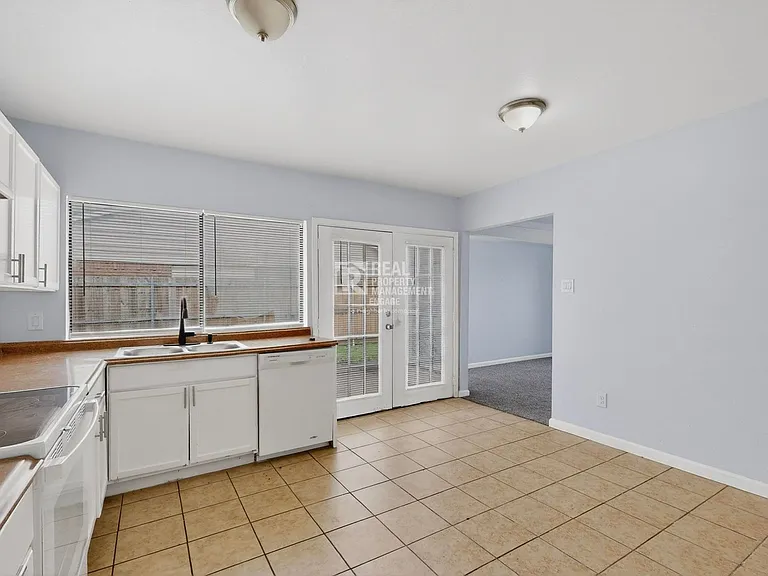 5217 Aberdean Trl — Photo 23