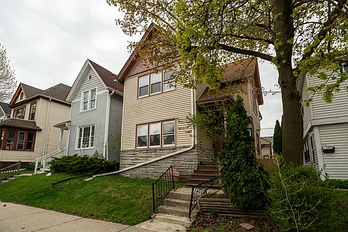 305 E Clarence St Photo 1