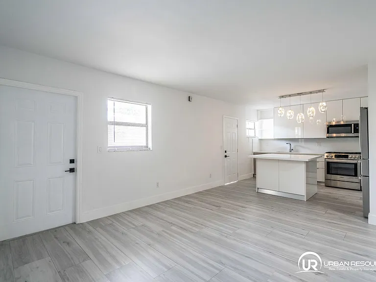 3265 Virginia St #24 — Photo 11