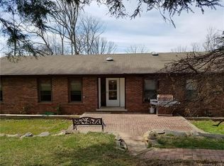 84 Queen Rd, Candler, NC 28715