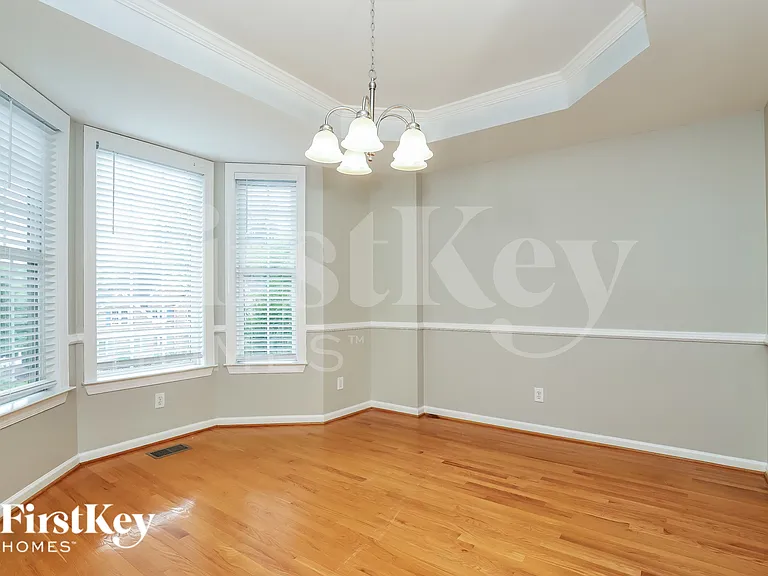 3212 Morris Farm Dr — Photo 6