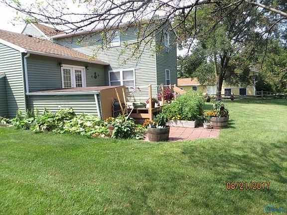 2nd image of 1042 Conneaut Ave