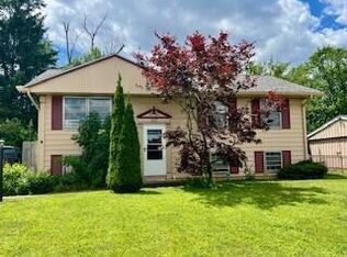 317 Stygler Rd N, Columbus, OH 43230