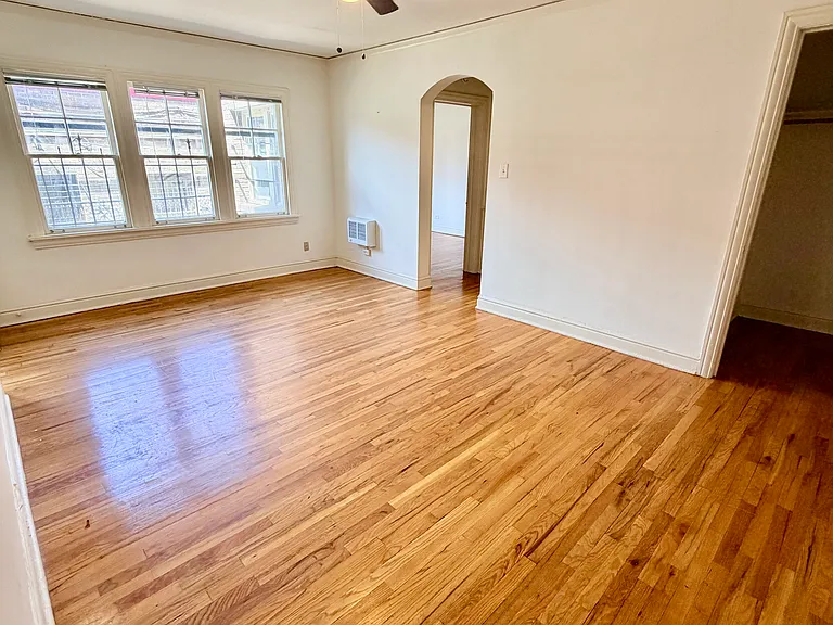 1275 N Washington St — Photo 9