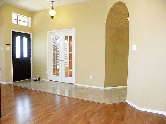 2nd image of 7924 Hazeltine Dr