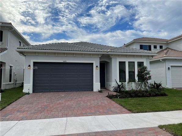 8450 NW 39th Ct