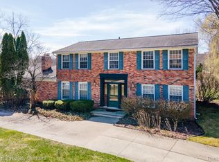 34282 Glouster Cir, Farmington Hills, MI 48331