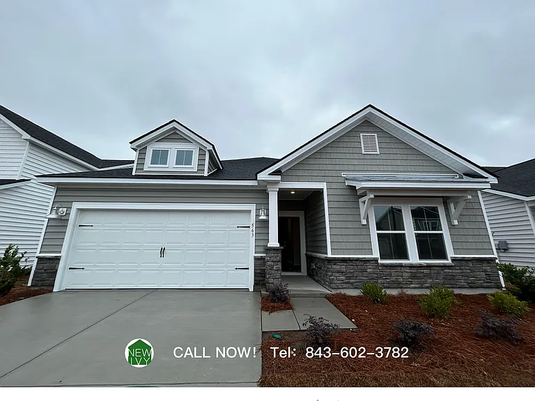 563 Magnolia Terrace Dr — Photo 1