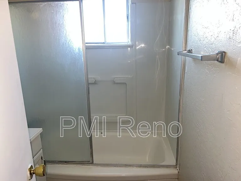 2075 Patton Dr #H — Photo 3