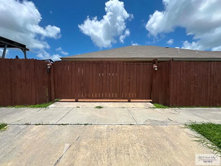 3001 Chadwick Pl — Photo 32