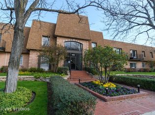 1250 Park Ave UNIT 430, Highland Park, IL 60035