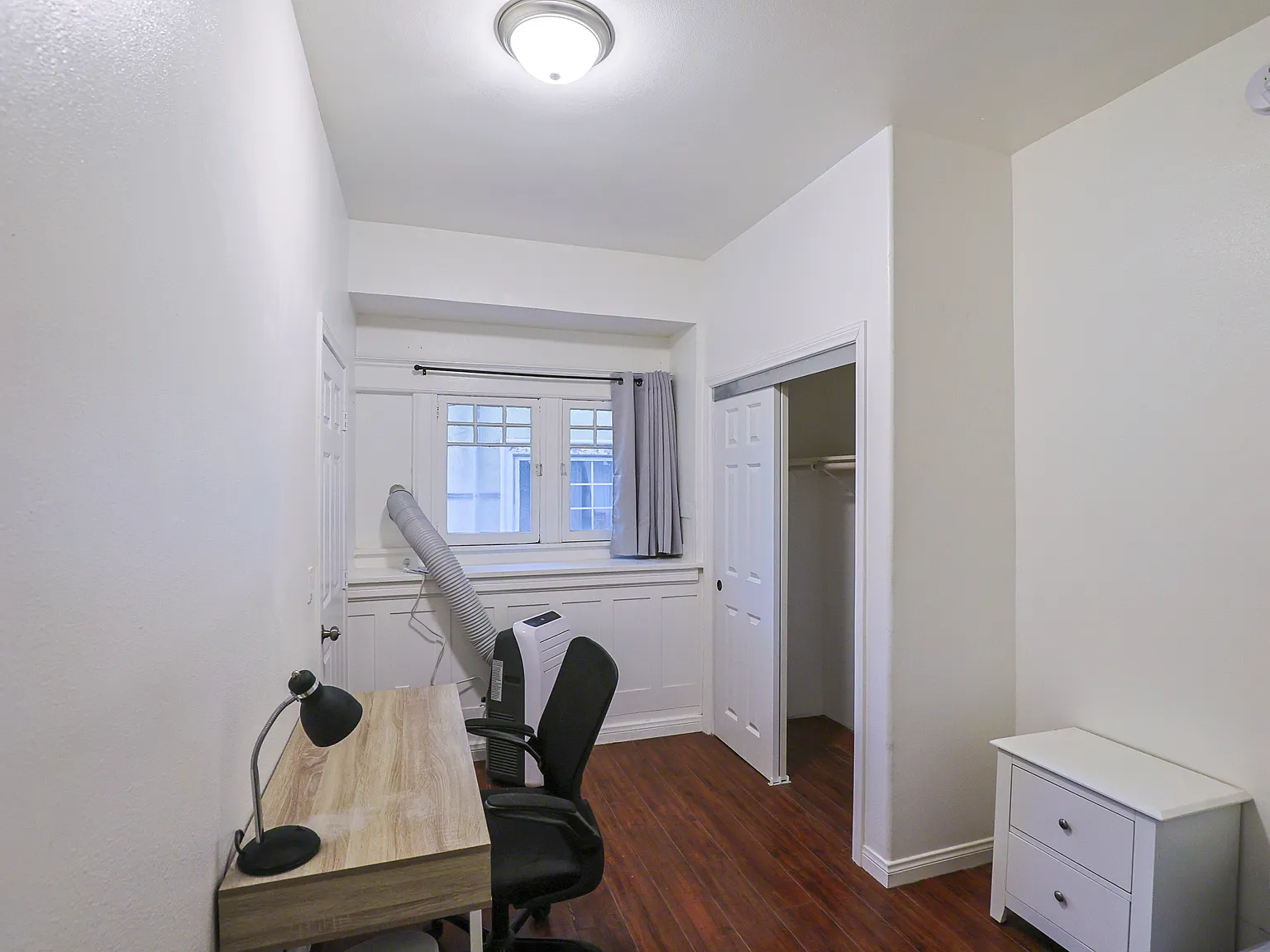 5 bed, 1250 sqft, $925 — Photo 1