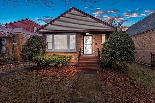 1st image of 9212 S Greenwood Ave #1