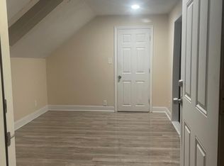 5 Falmouth St APT 3, Worcester, MA 01607