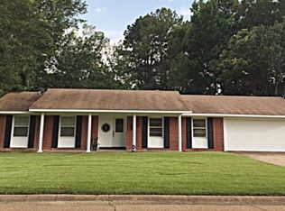 1209 Springdale Dr, Jackson, MS 39211