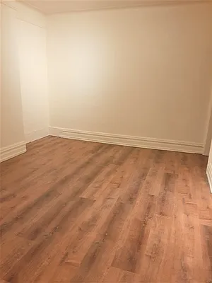 Rented by B Gans Management | media 13