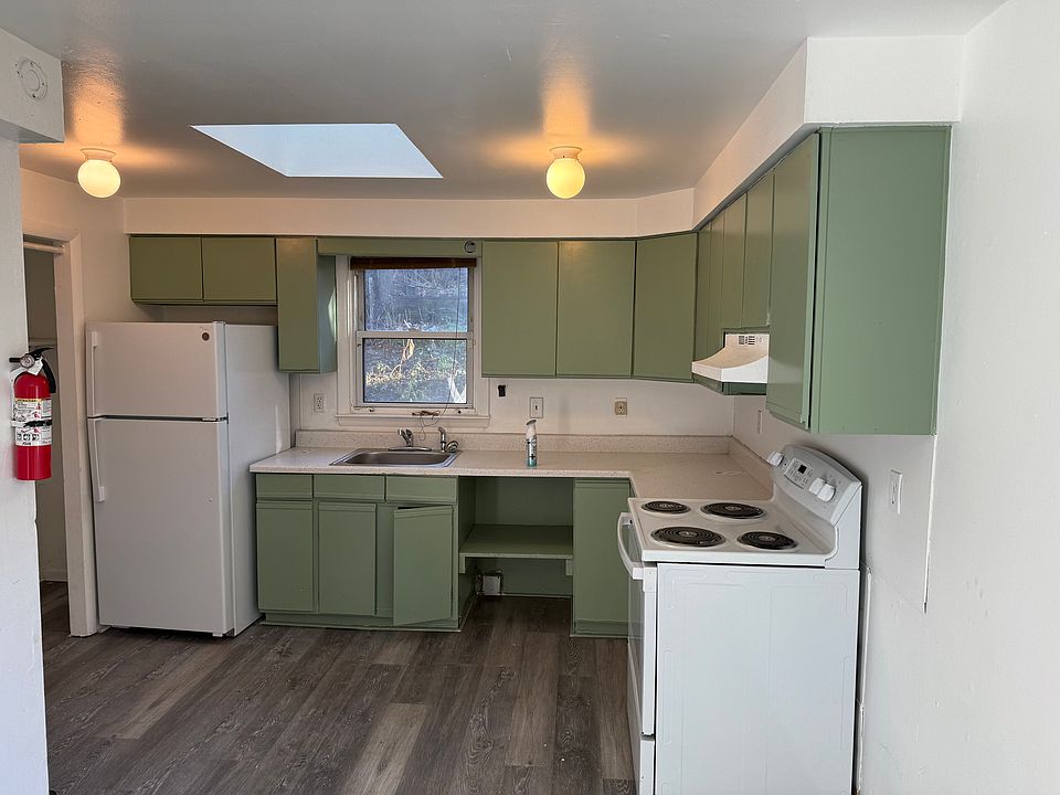 1st image of 14 Birch St