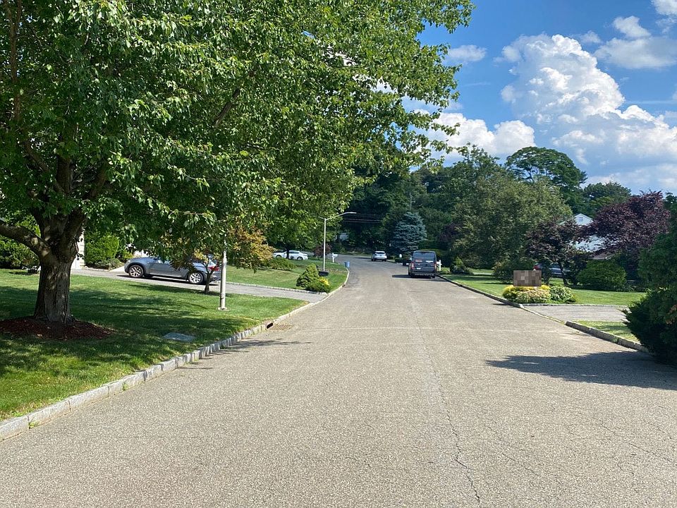 2nd image of 8 Sunrise Ln