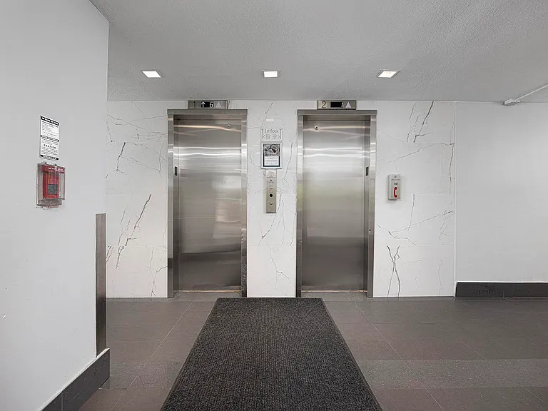 100 Cosburn Ave — Photo 1