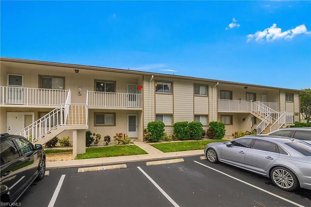 3 bed, 2.0 bath, 1180 sqft, $1,800 — Photo 2