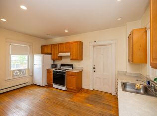 84 Walker St Floor 2, Newtonville, MA 02460