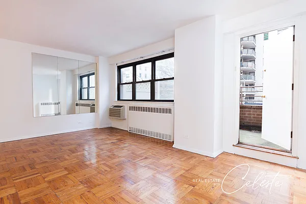 Rented by Sotheby's International Realty | media 30