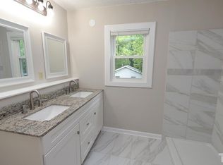 743 S Merritt Mill Rd, Carrboro, NC 27510