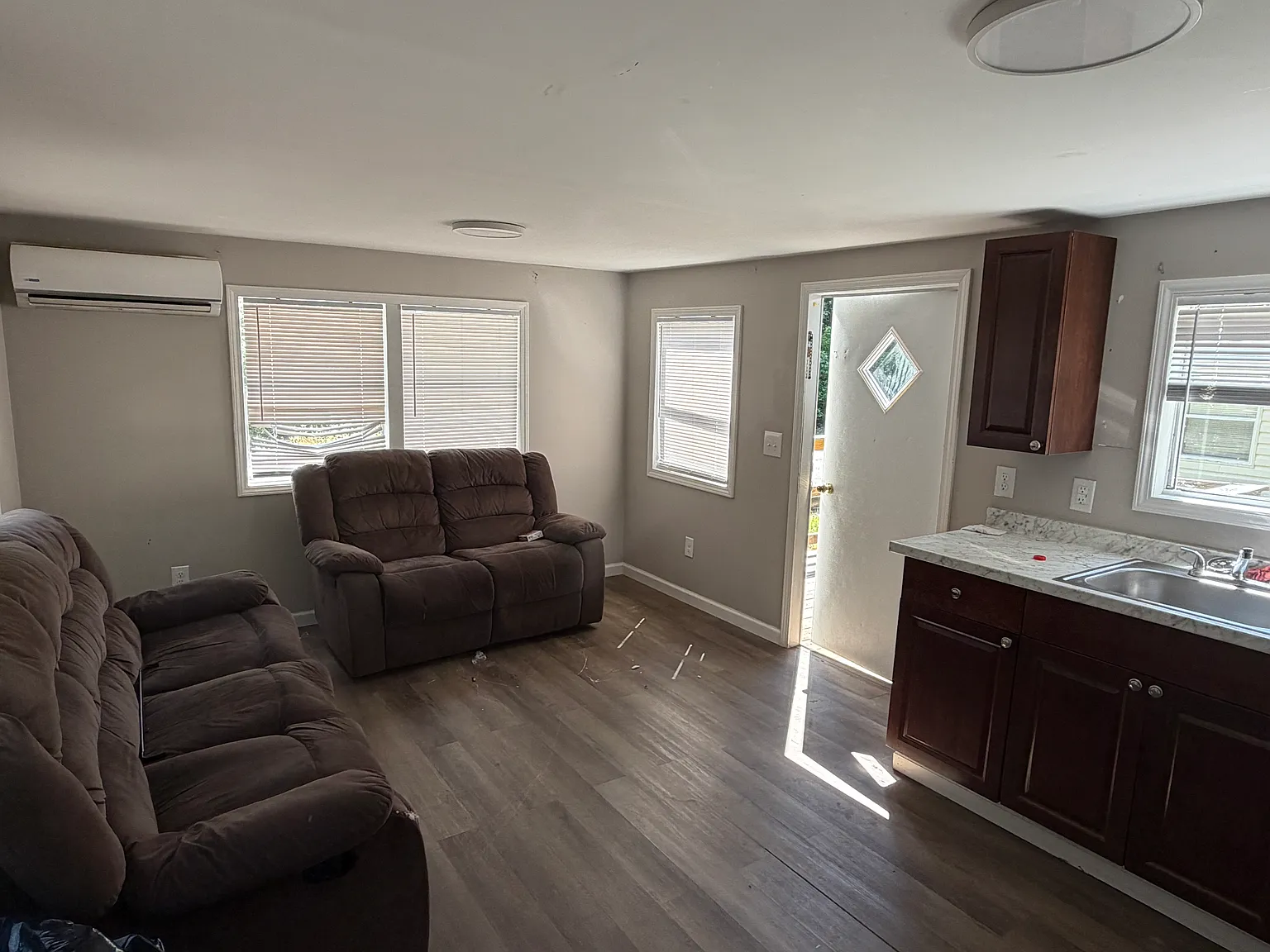 2 bed, 400 sqft, $850 — Photo 4