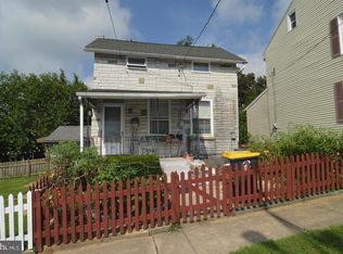 110 N Front St, Womelsdorf, PA 19567