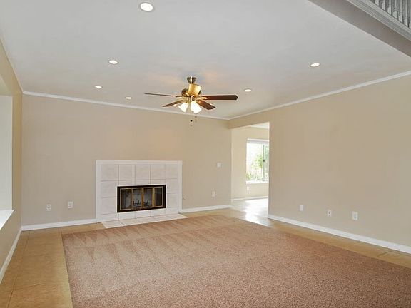 3rd image of 24634 Huntley Dr