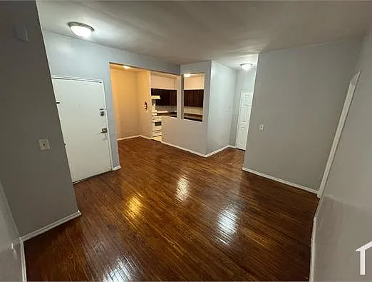 57 Maple Ave #B2 — Photo 2