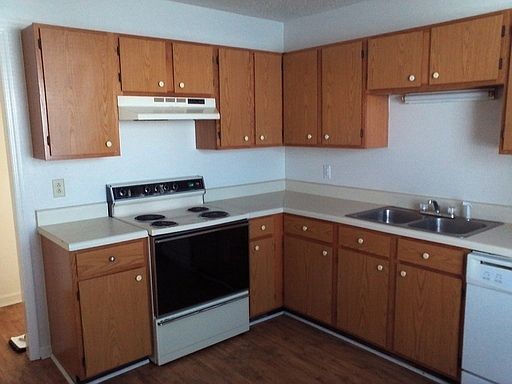 2nd image of 25 Mustang Ct APT A