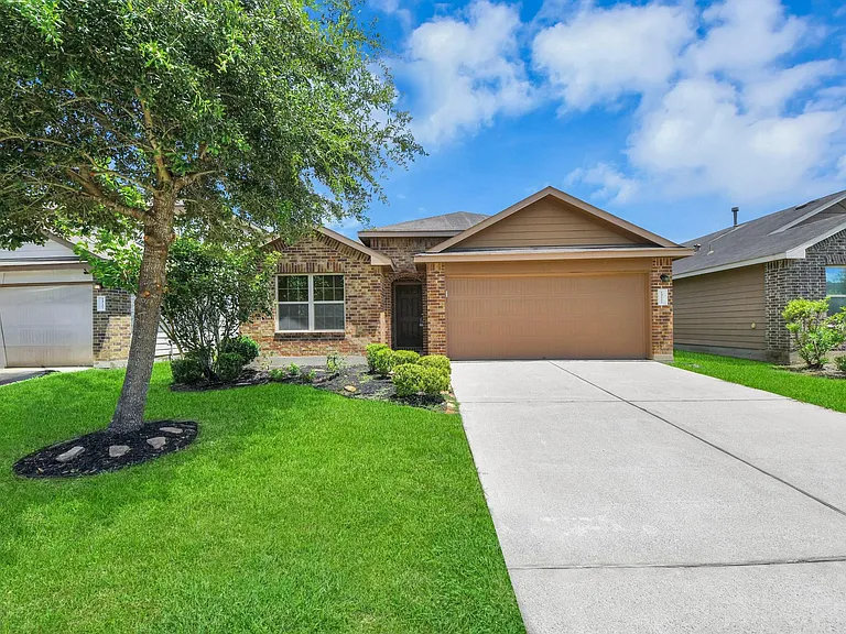 14111 Brunswick Place Dr — Photo 2
