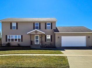 214 Donald Dr, Alburnett, IA 52202