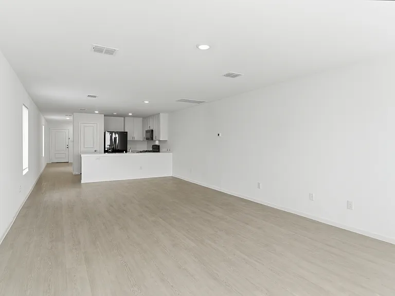 3120 Burmese St — Photo 9