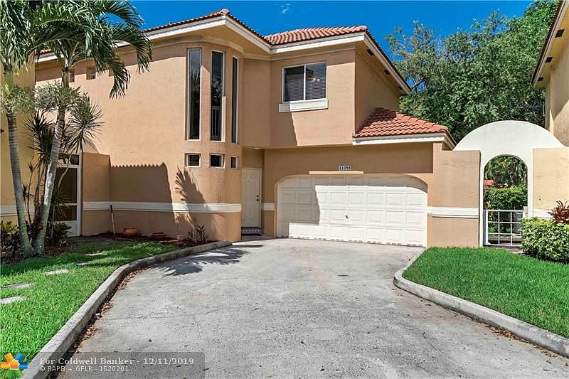 1st image of 11295 Lakeview Dr